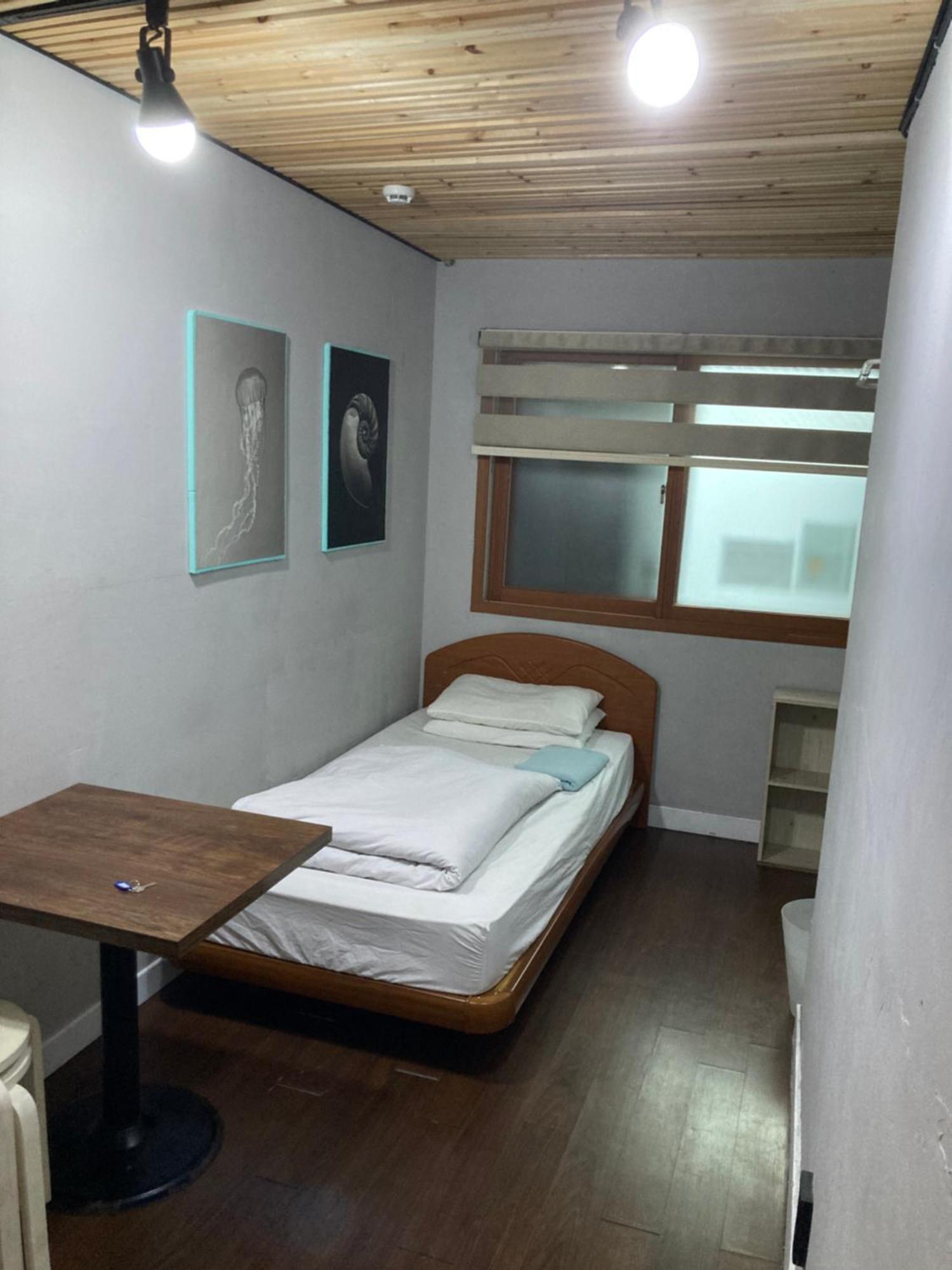 Itaewon Inn Seul Oda fotoğraf