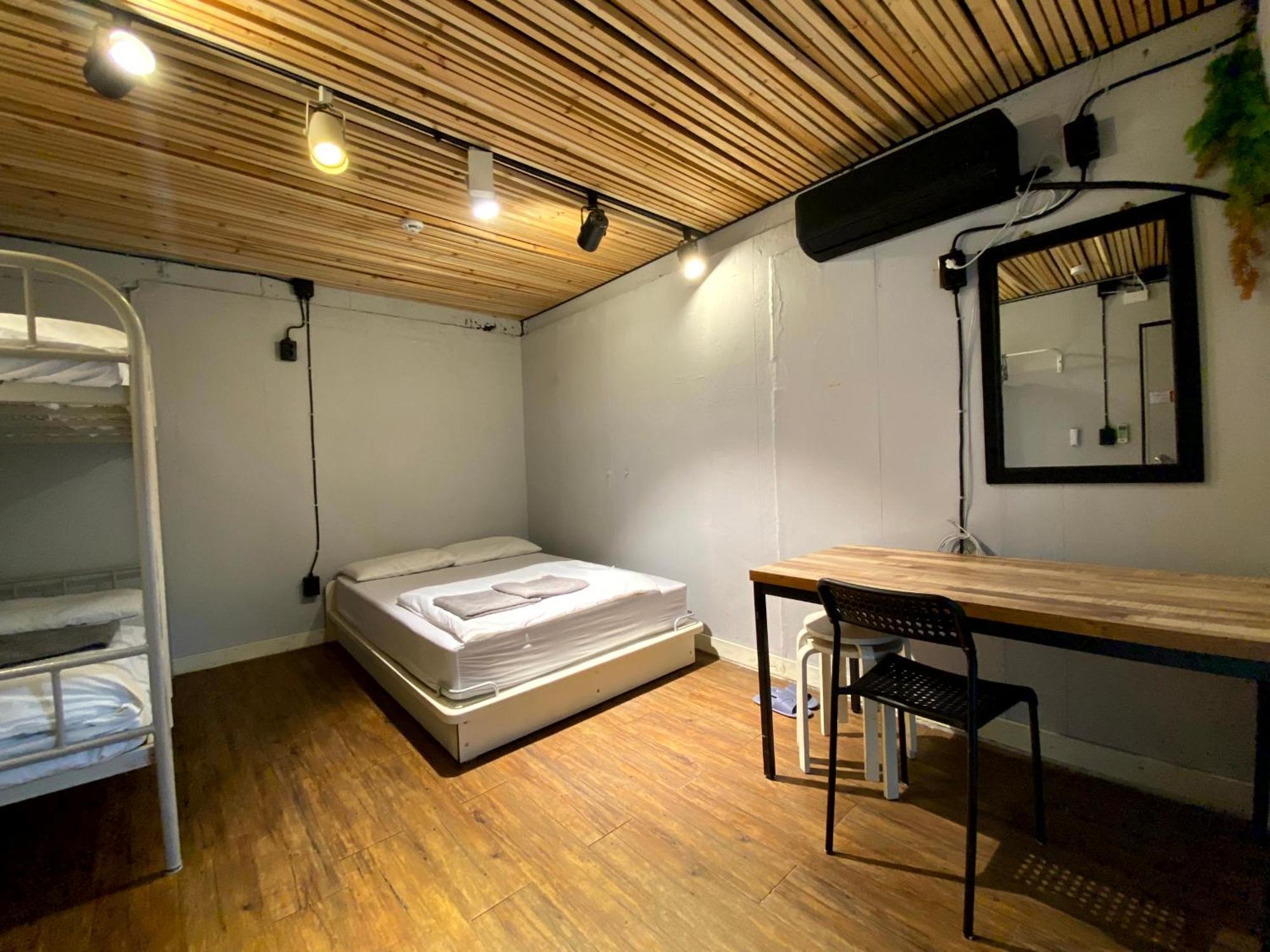 Itaewon Inn Seul Oda fotoğraf